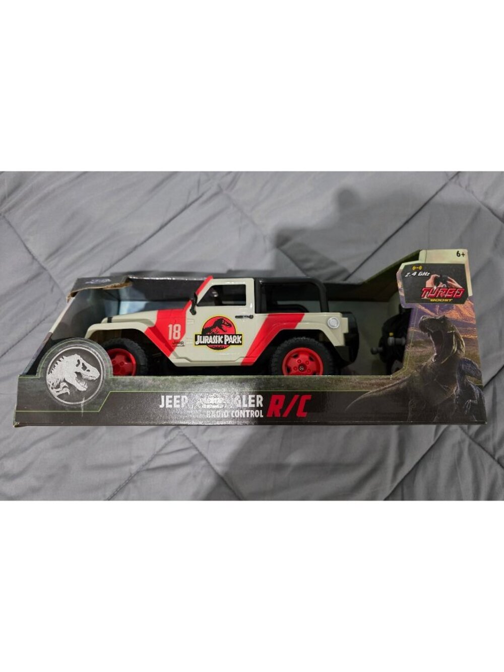 New Jurassic World Legacy Collection Jeep Wrangler R/C